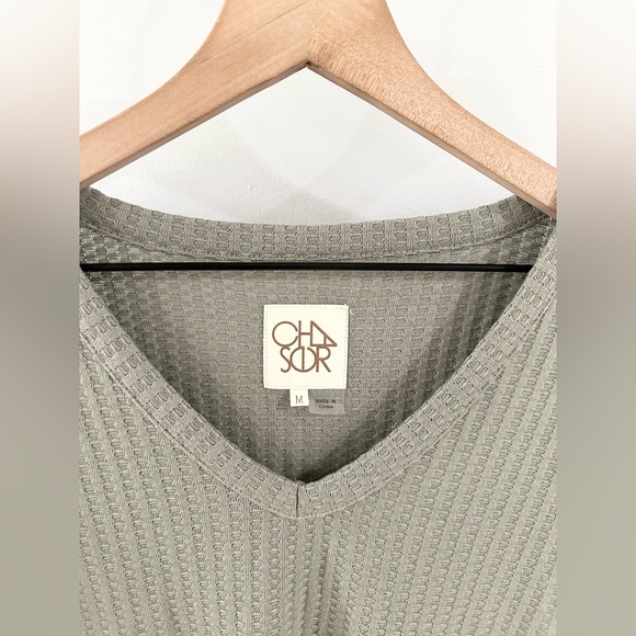 Chaser Waffle Knit V-Neck Tunic Light Olive Size Medium - Picture 7 of 8